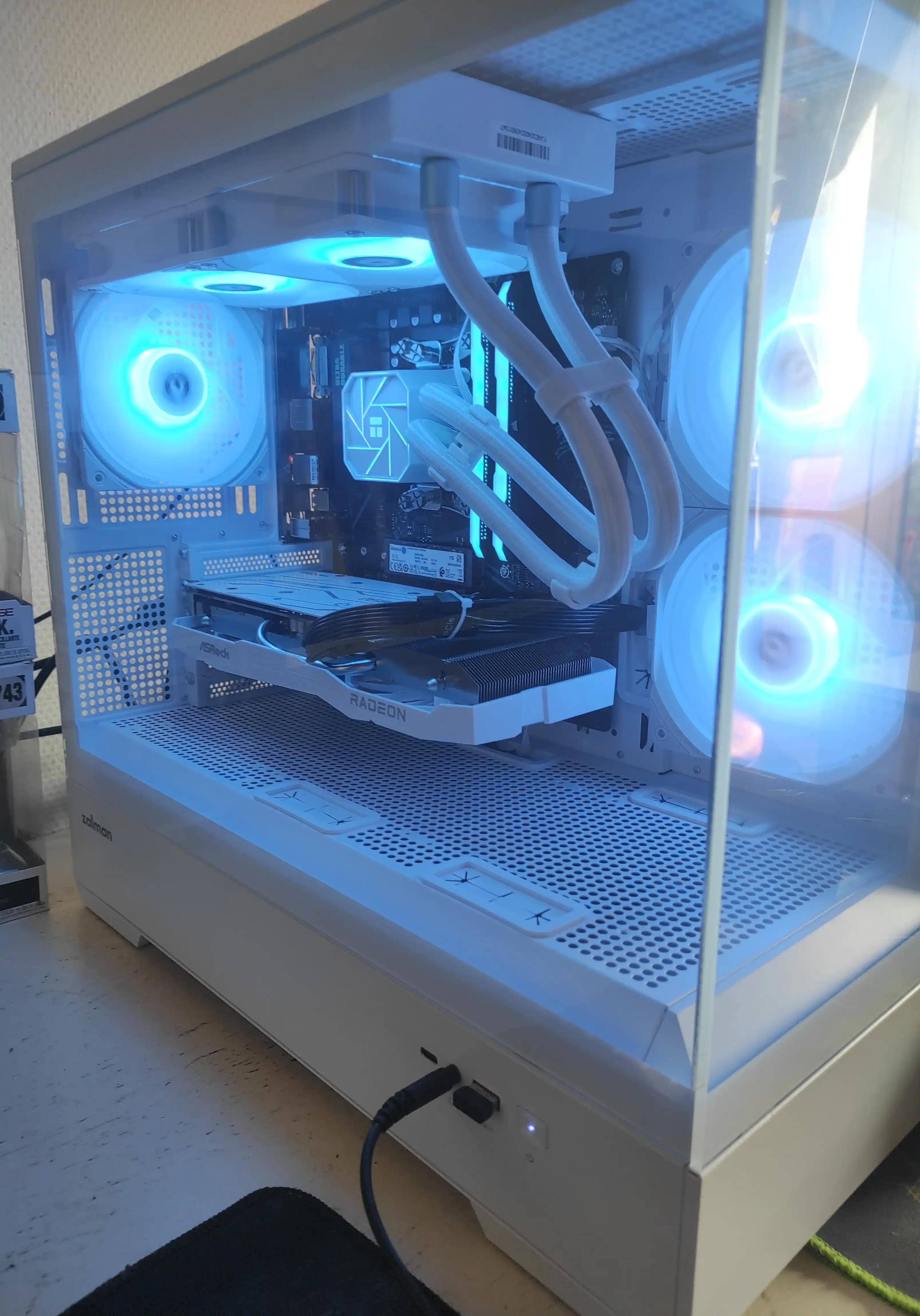Montage d'un PC pour créateur de contenu avec un processeur rapide